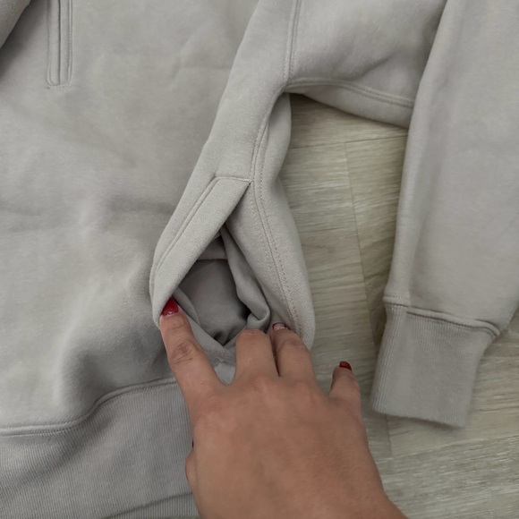 Abercrombie and Fitch Beige Quarter Zip Sweatshirt - Picture 8 of 11
